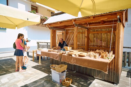 Od štanta do štanta (Foto Janez Kotar)